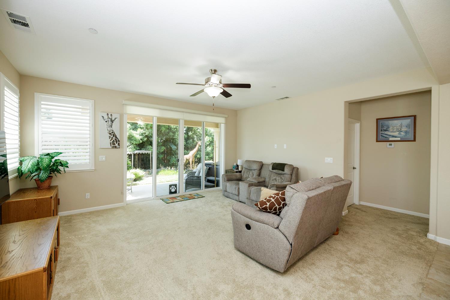 1521 Deborah Cir, Escalon, CA 95320