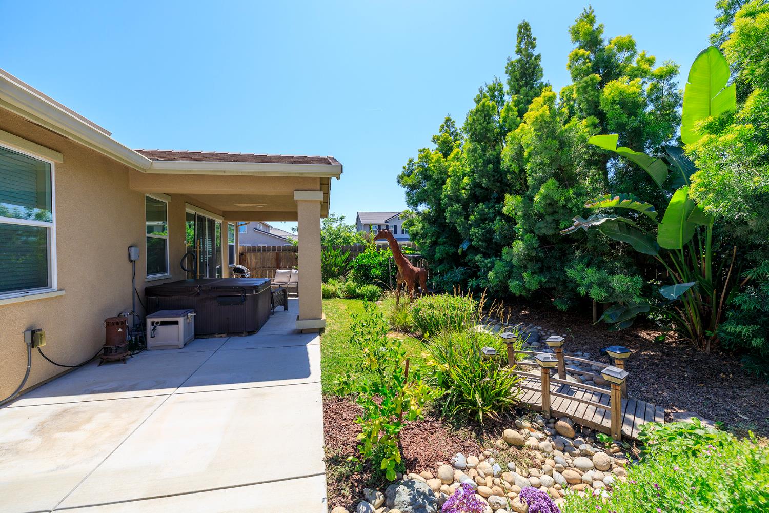 1521 Deborah Cir, Escalon, CA 95320