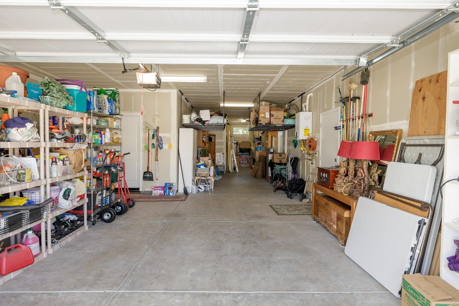 1521 Deborah Cir, Escalon, CA 95320