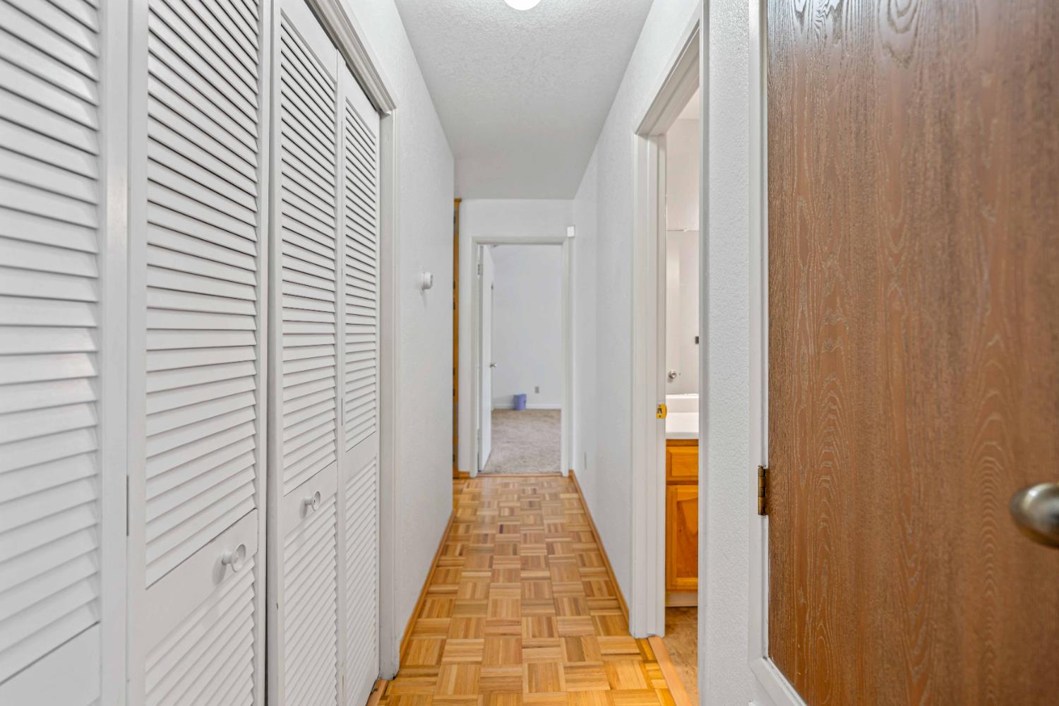 1804 Ipswich Way, Modesto, CA 95358