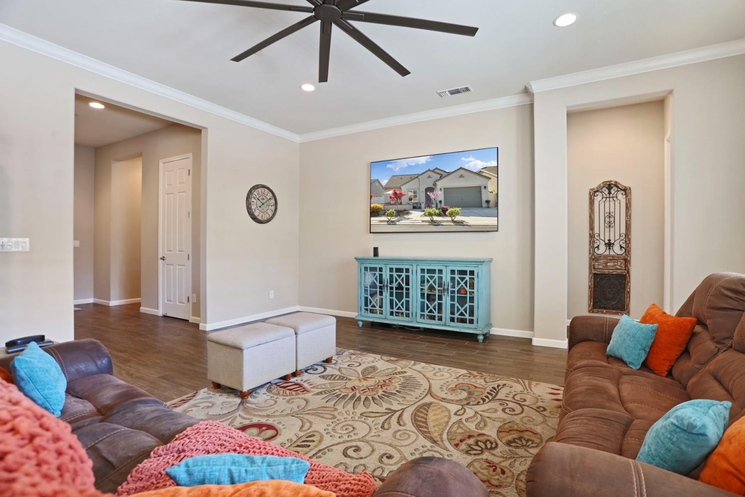 1544 Chestnut Hill Dr, Manteca, CA 95336