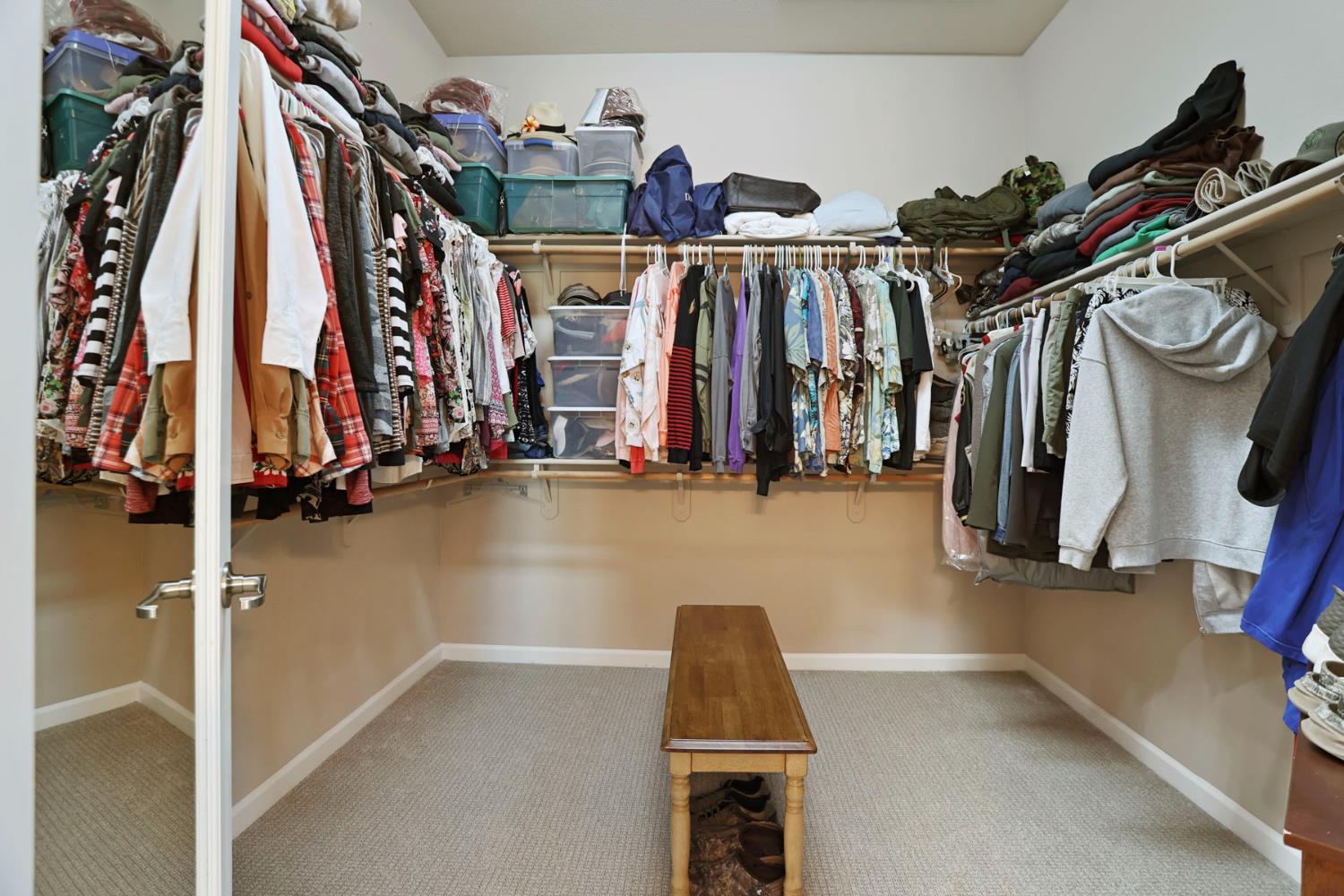 1544 Chestnut Hill Dr, Manteca, CA 95336