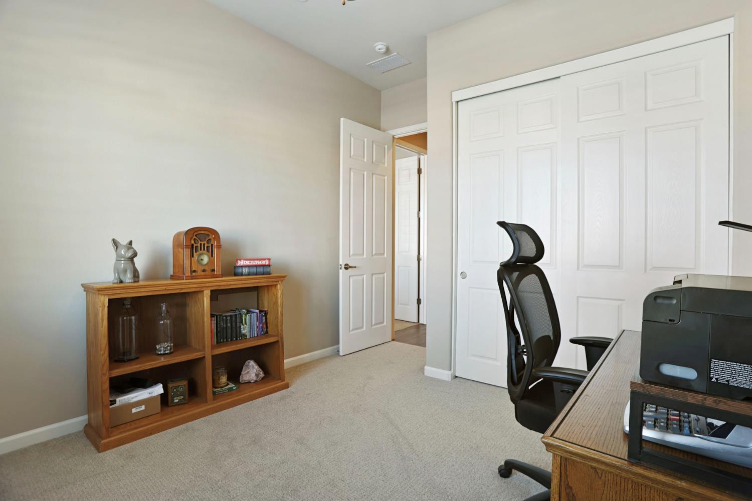 1544 Chestnut Hill Dr, Manteca, CA 95336