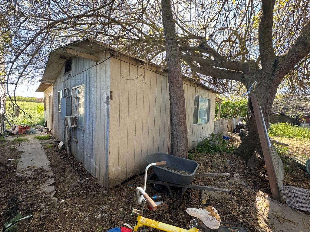 4518 Mountain View Rd, Hughson, CA 95326