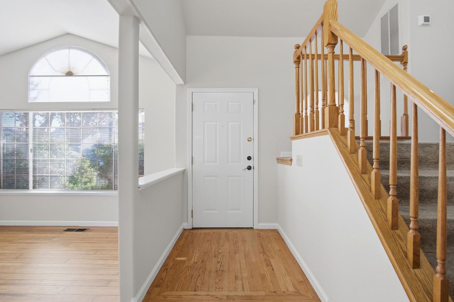 2025 Stoneglen Dr, Newman, CA 95360