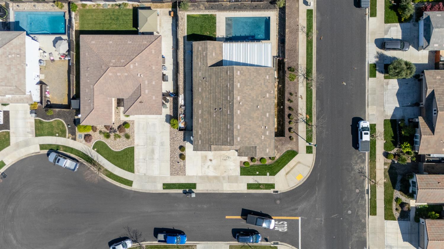 1708 Feathers Ct, Hughson, CA 95326