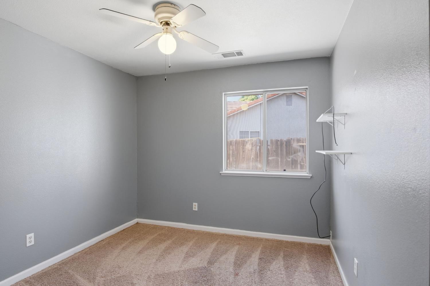 1896 Catalina Ct, Atwater, CA 95301