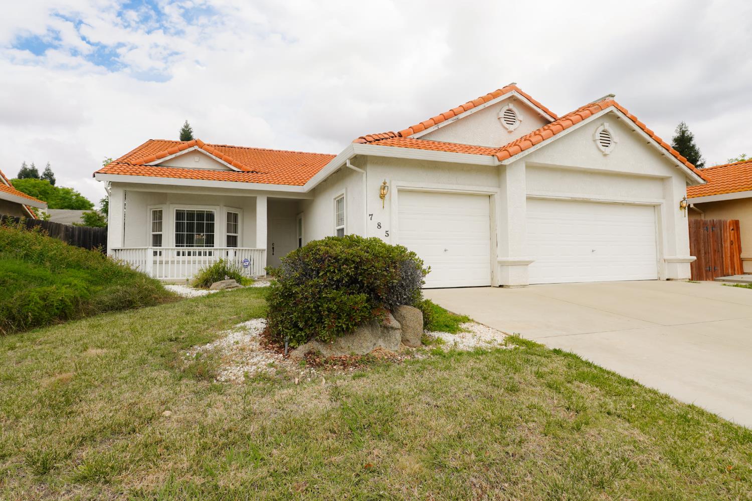 785 Kinglet Ct, Merced, CA 95340