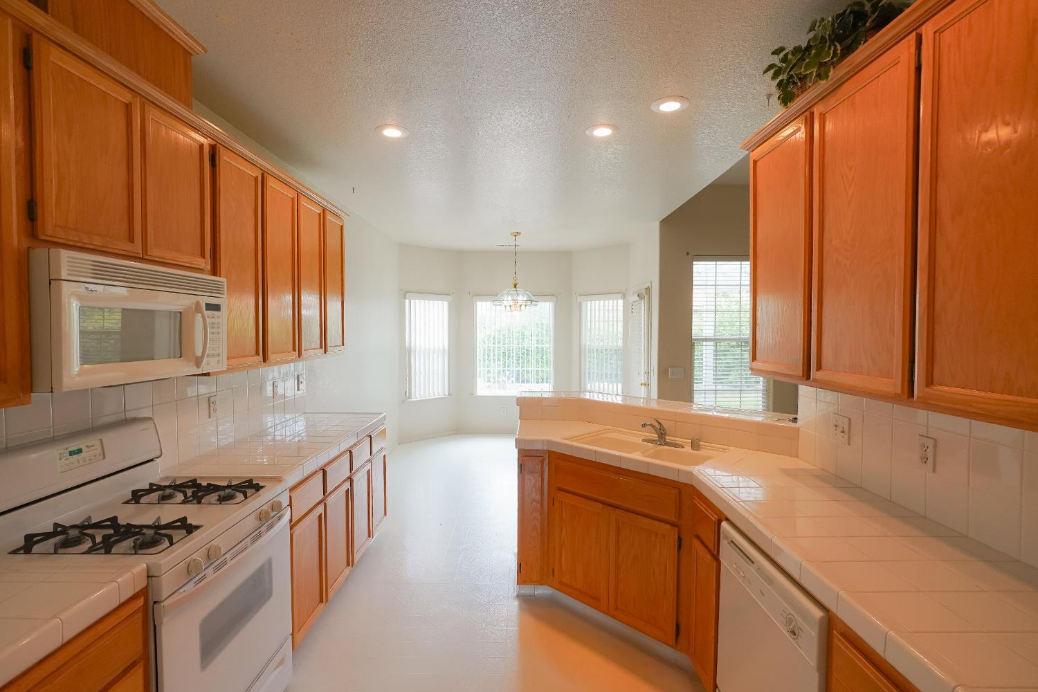 785 Kinglet Ct, Merced, CA 95340
