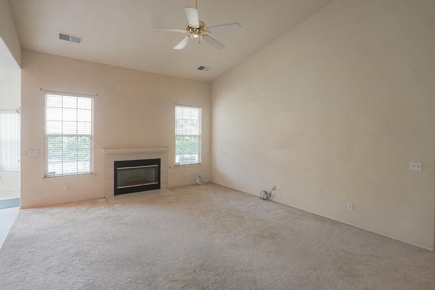 785 Kinglet Ct, Merced, CA 95340