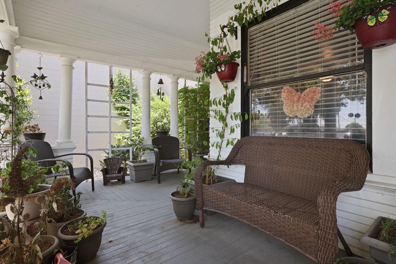 411 Crane Ave, Turlock, CA 95380