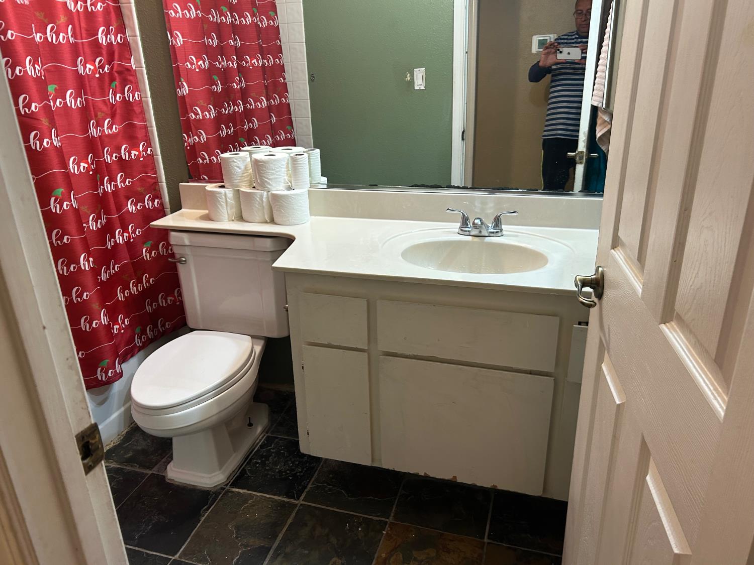 624 Park Hurst Way, Modesto, CA 95358