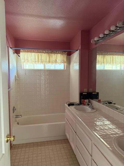 3816 Wilkesboro Ave, Modesto, CA 95357