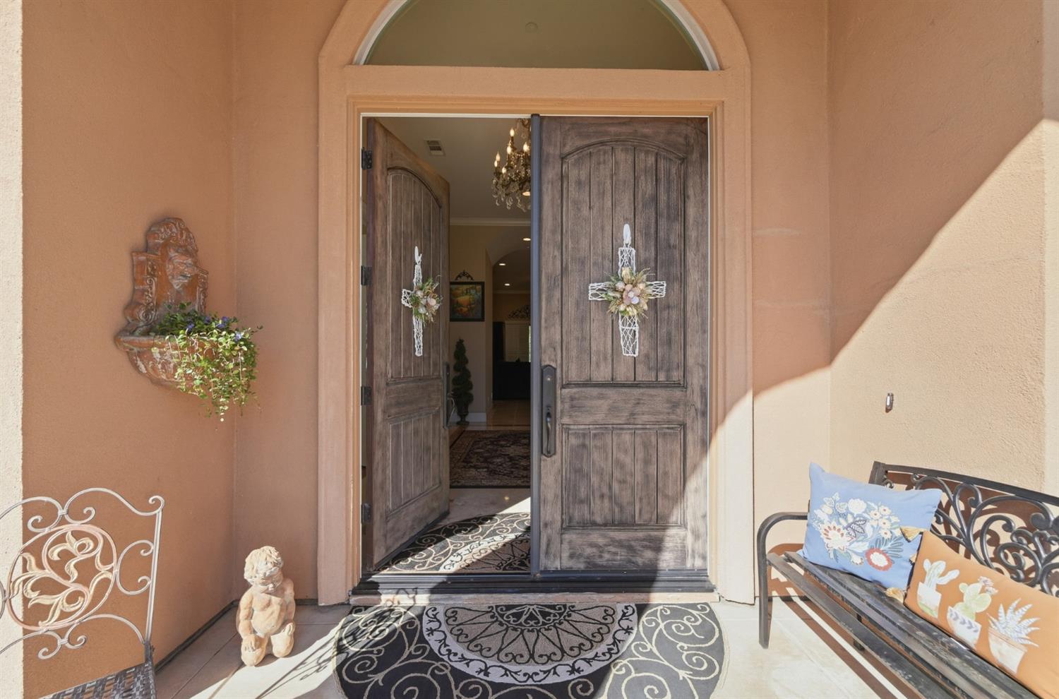 10717 Goldsborough Cir, Oakdale, CA 95361