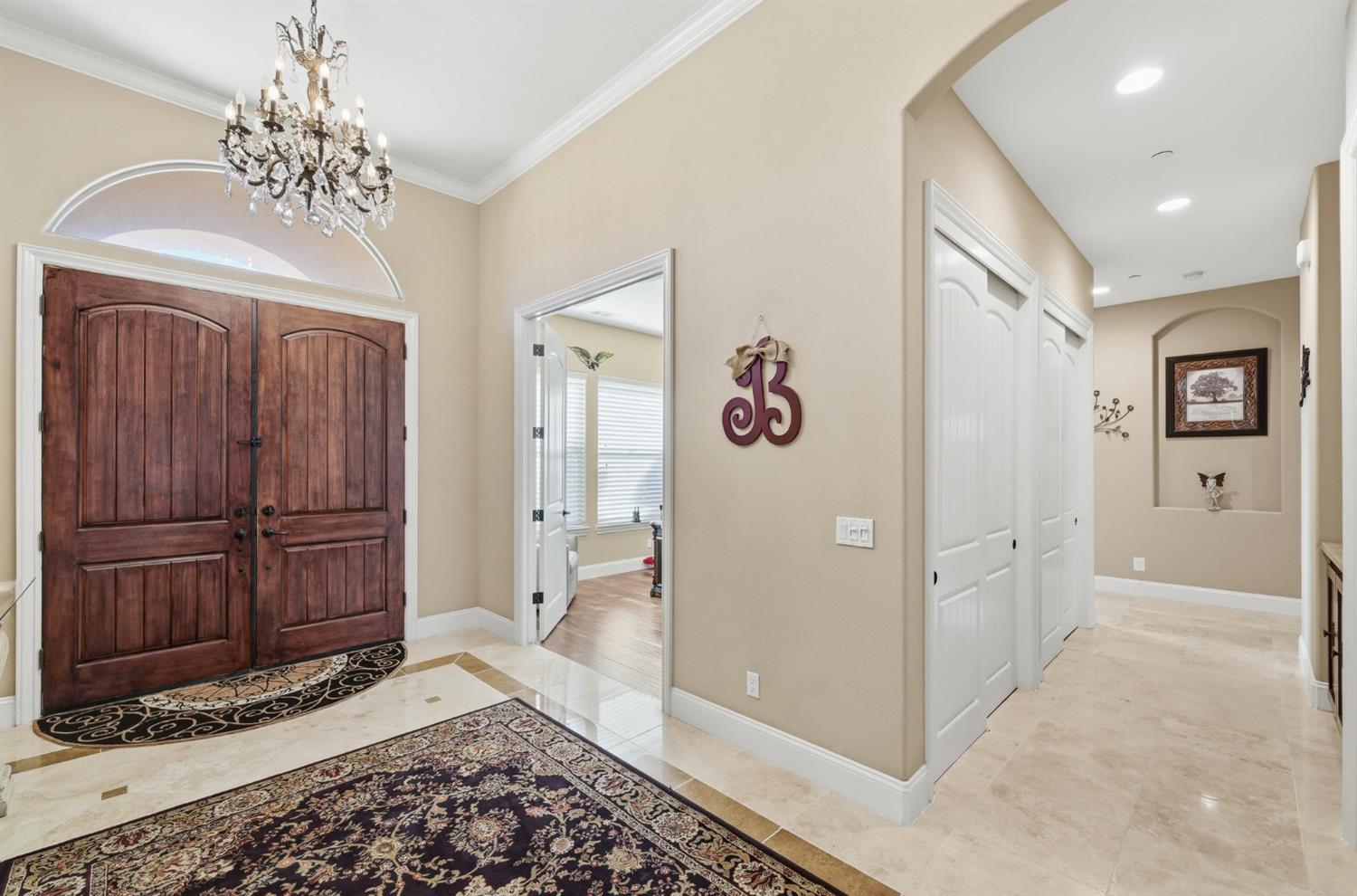 10717 Goldsborough Cir, Oakdale, CA 95361