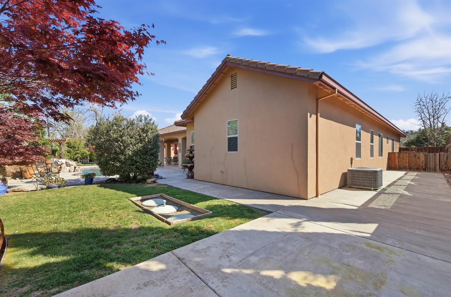 10717 Goldsborough Cir, Oakdale, CA 95361