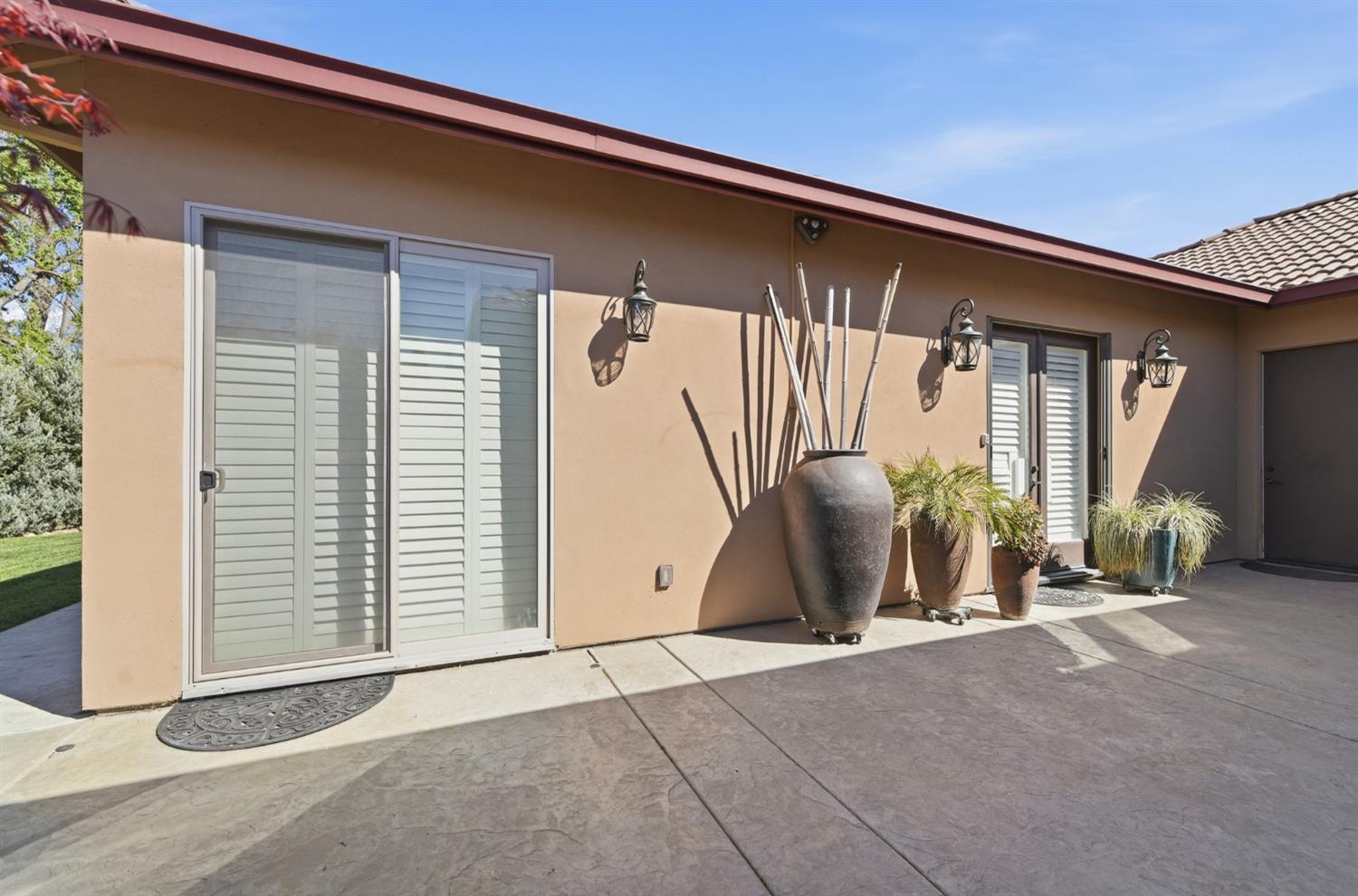 10717 Goldsborough Cir, Oakdale, CA 95361