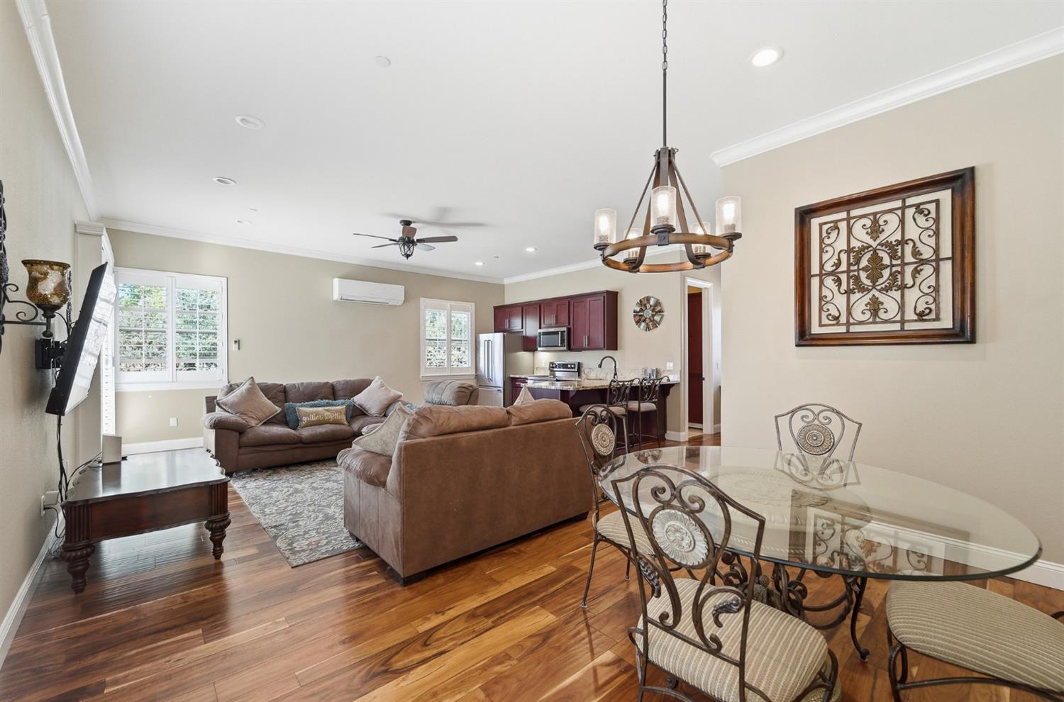 10717 Goldsborough Cir, Oakdale, CA 95361