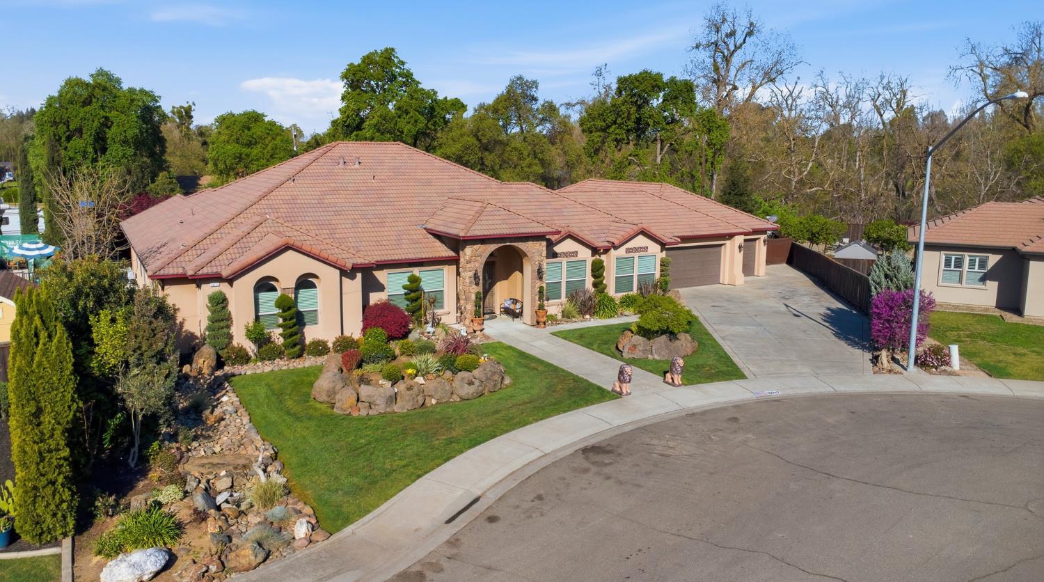 10717 Goldsborough Cir, Oakdale, CA 95361