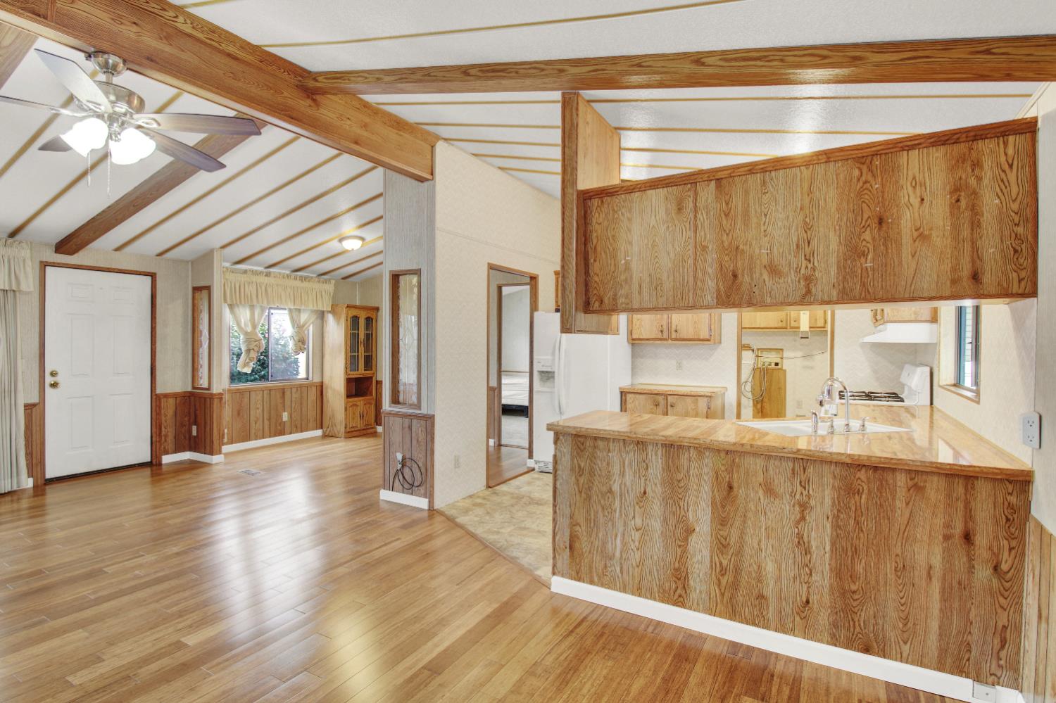 1200 Carpenter Rd #146, Modesto, CA 95351