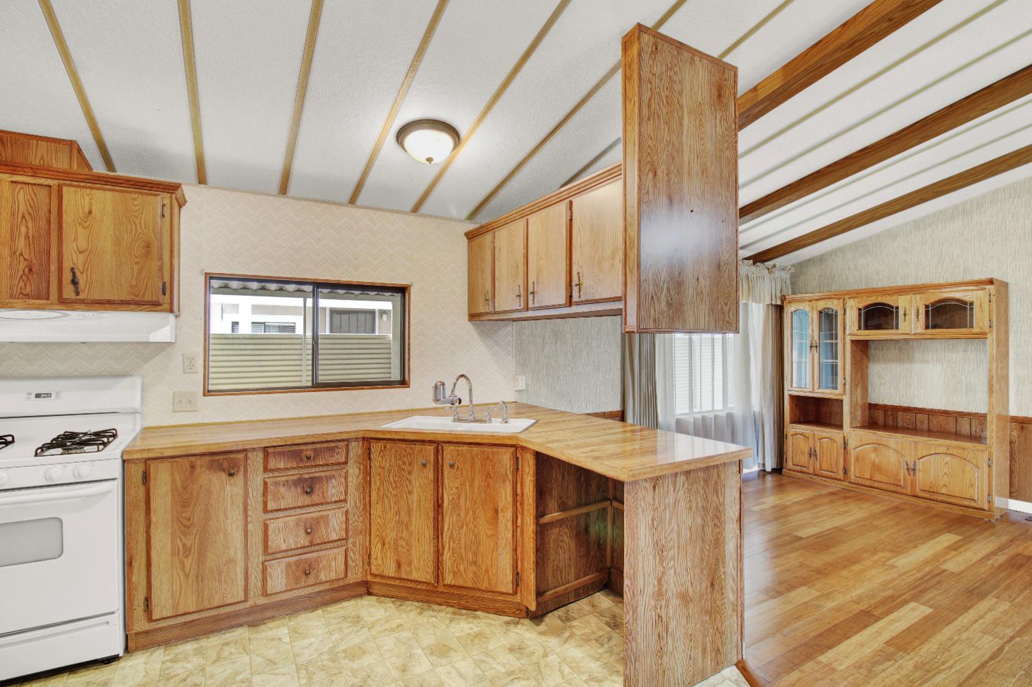 1200 Carpenter Rd #146, Modesto, CA 95351