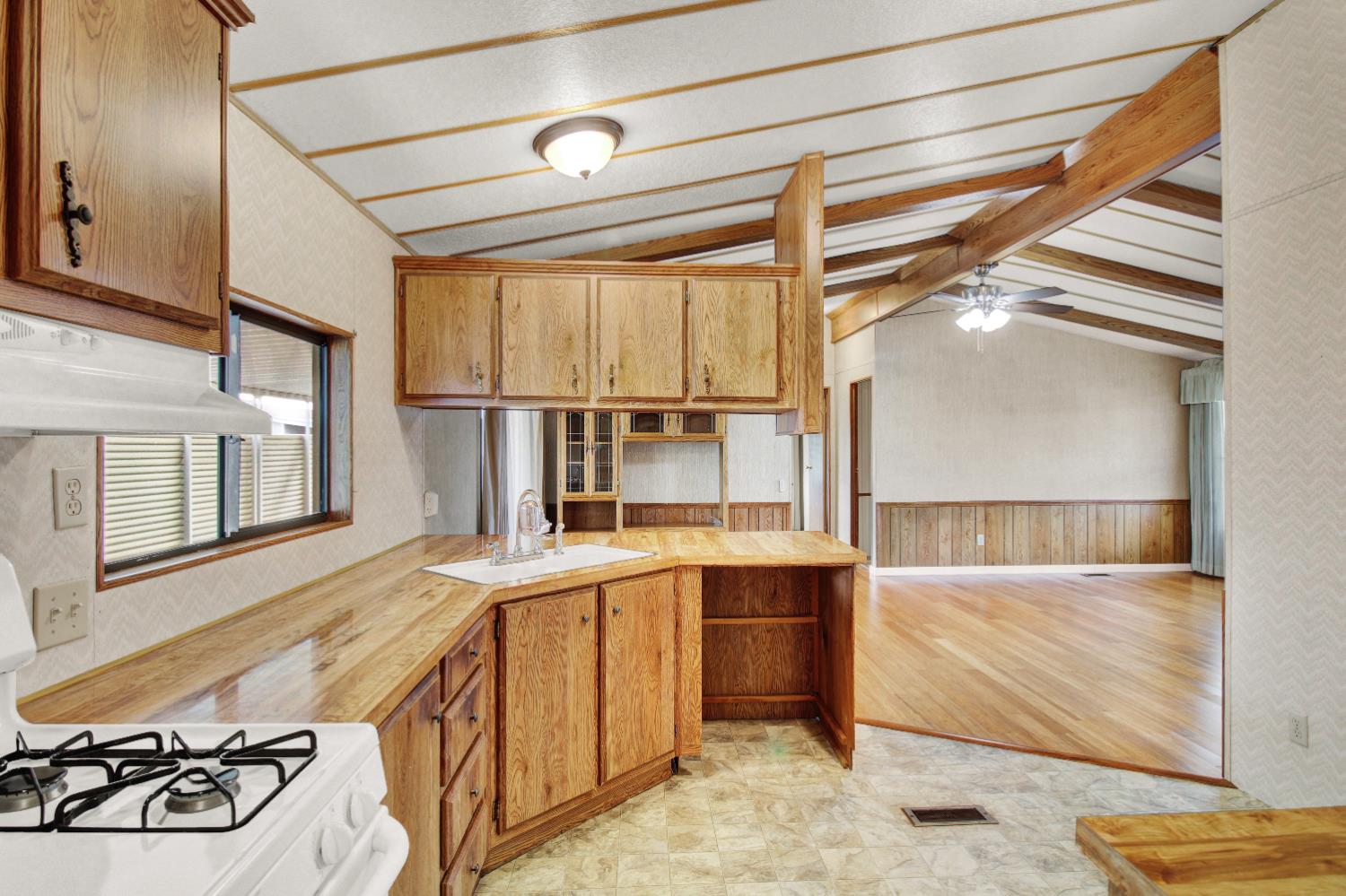 1200 Carpenter Rd #146, Modesto, CA 95351