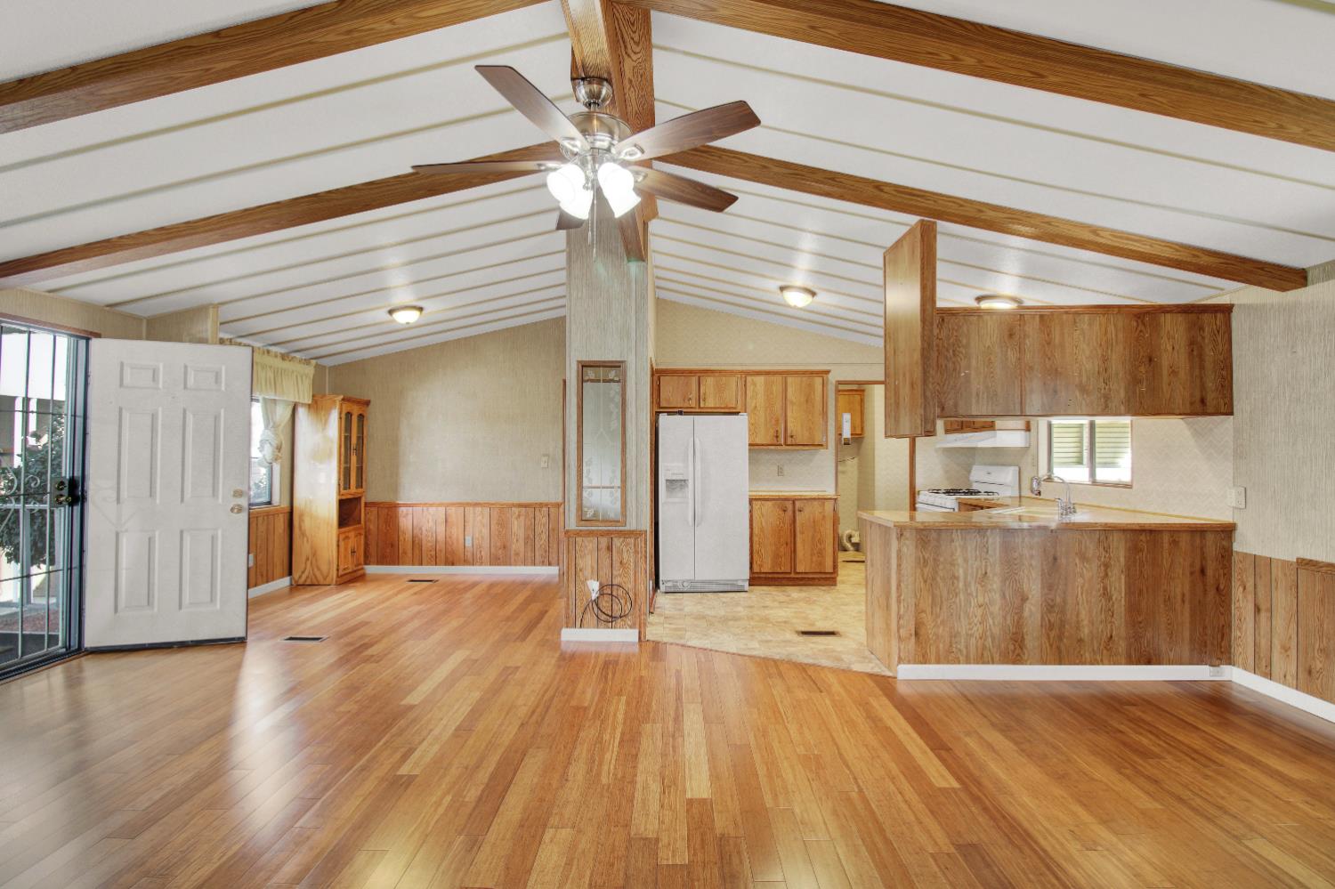 1200 Carpenter Rd #146, Modesto, CA 95351