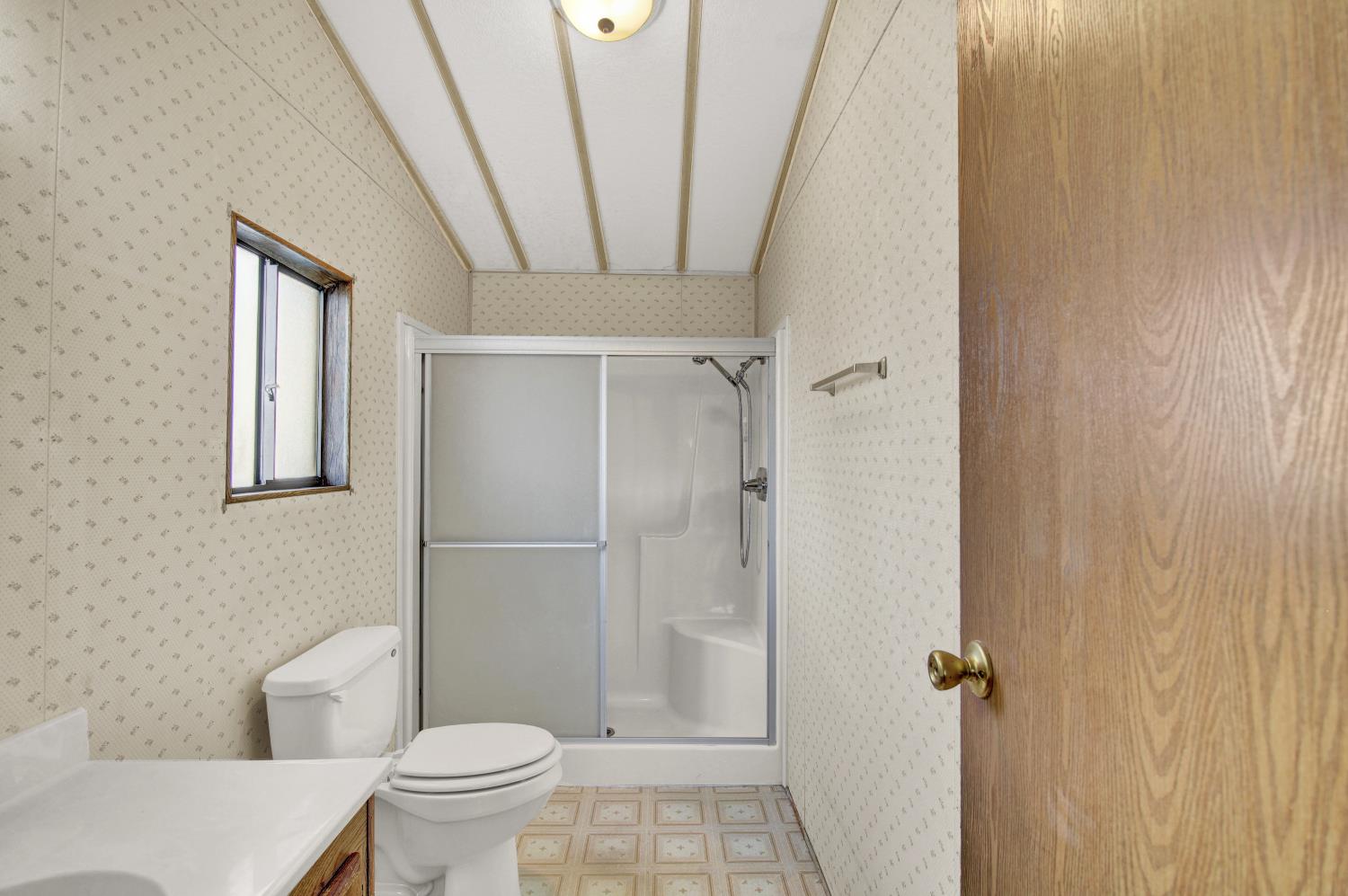 1200 Carpenter Rd #146, Modesto, CA 95351