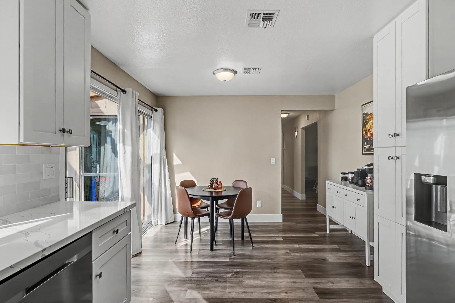 1804 Laurel Oak Dr, Modesto, CA 95354