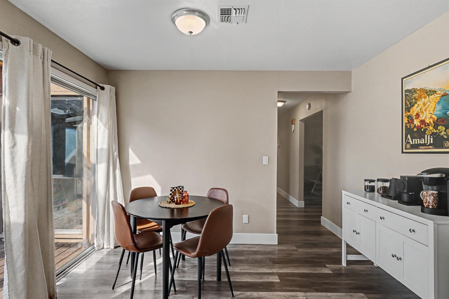 1804 Laurel Oak Dr, Modesto, CA 95354