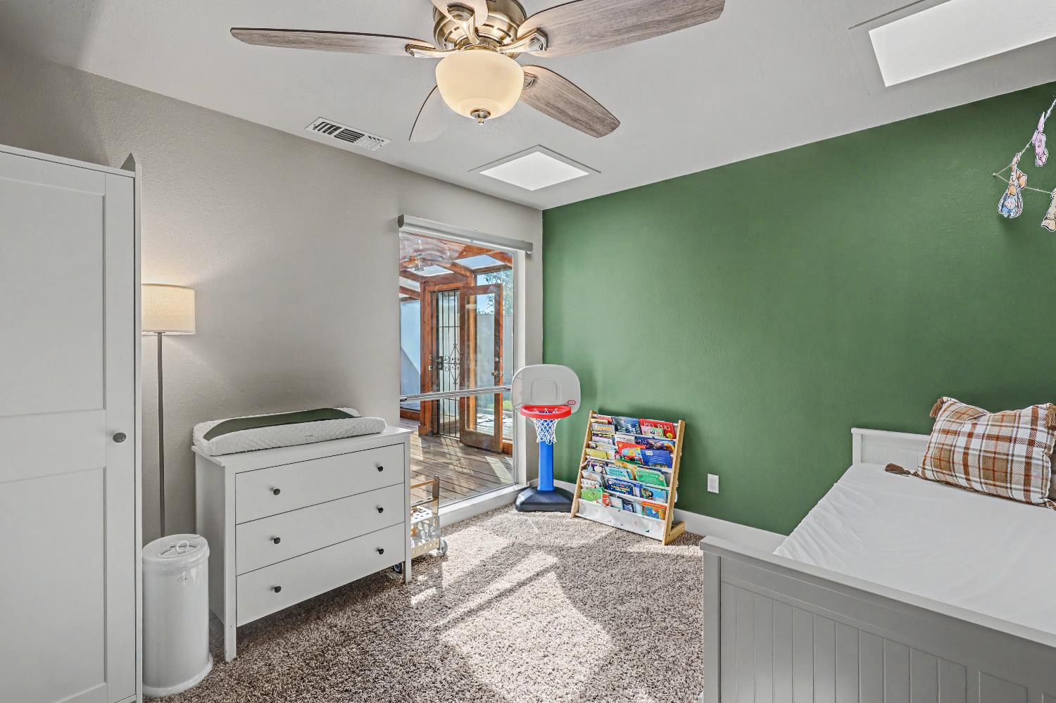 1804 Laurel Oak Dr, Modesto, CA 95354