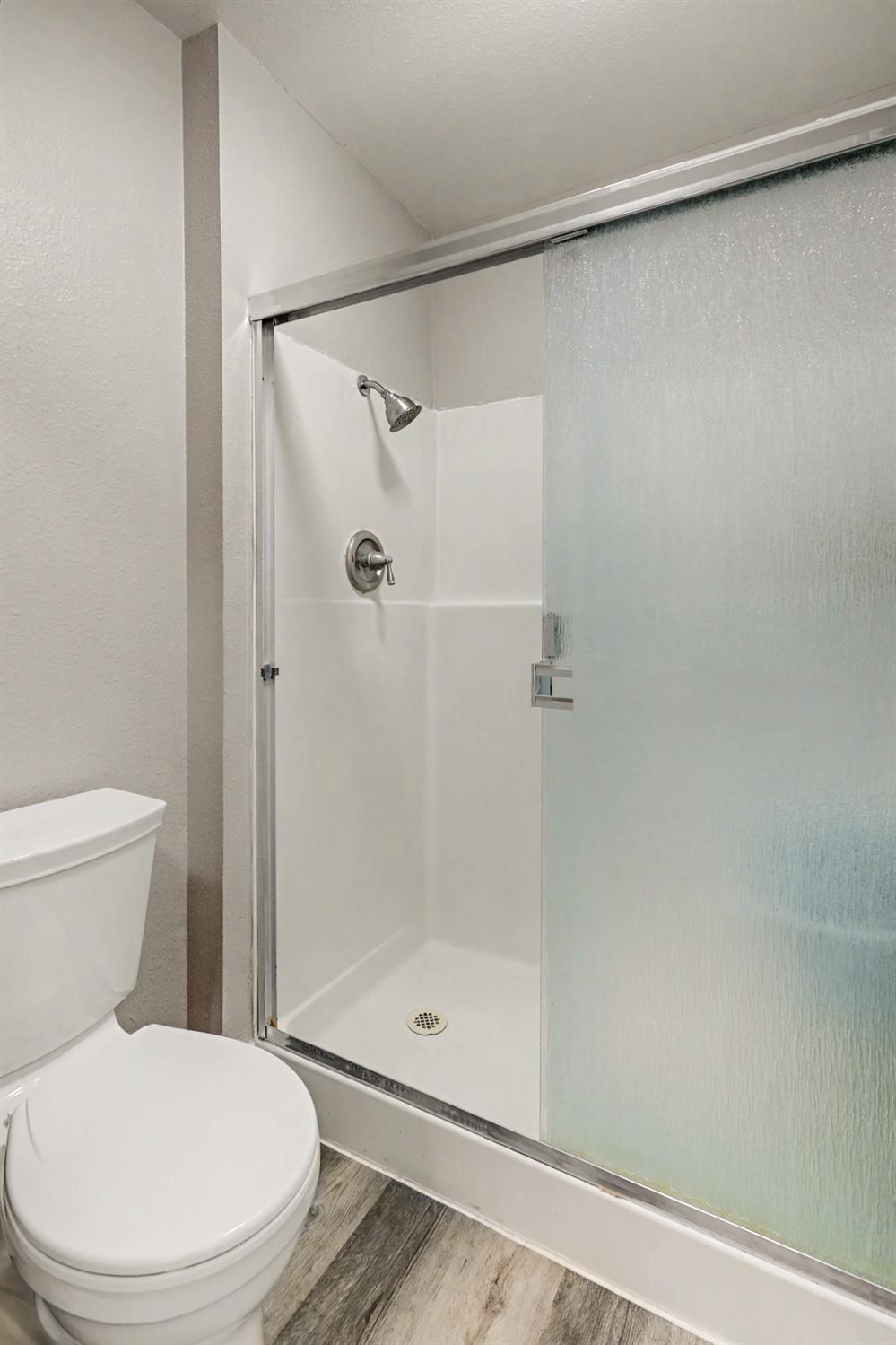 1804 Laurel Oak Dr, Modesto, CA 95354