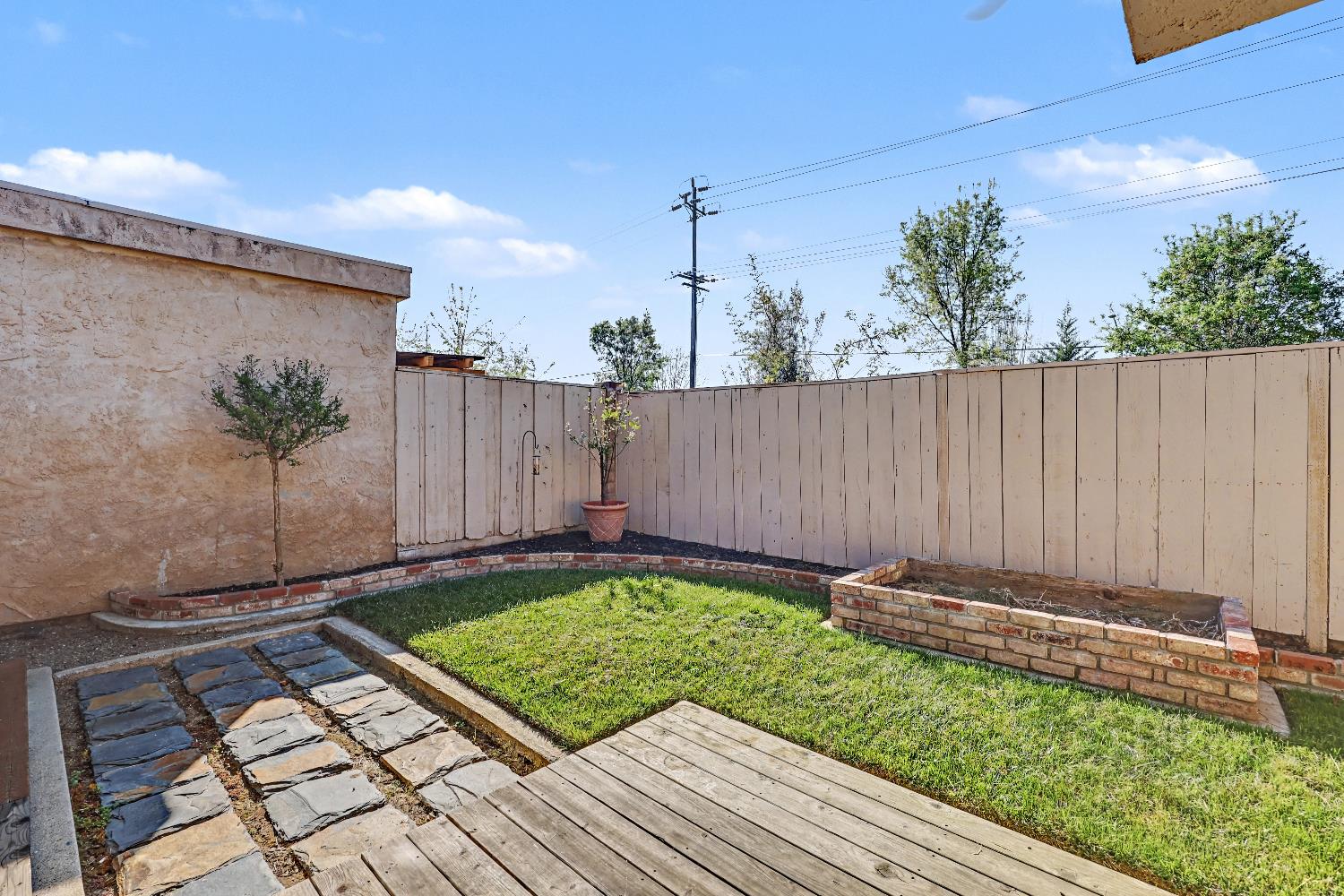 1804 Laurel Oak Dr, Modesto, CA 95354