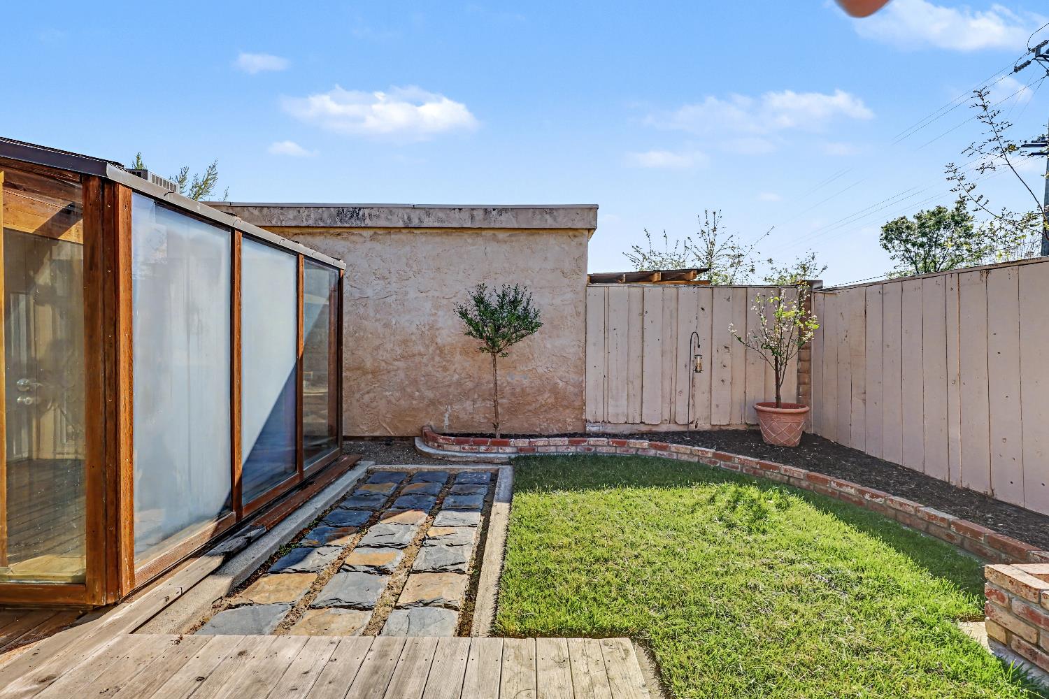 1804 Laurel Oak Dr, Modesto, CA 95354