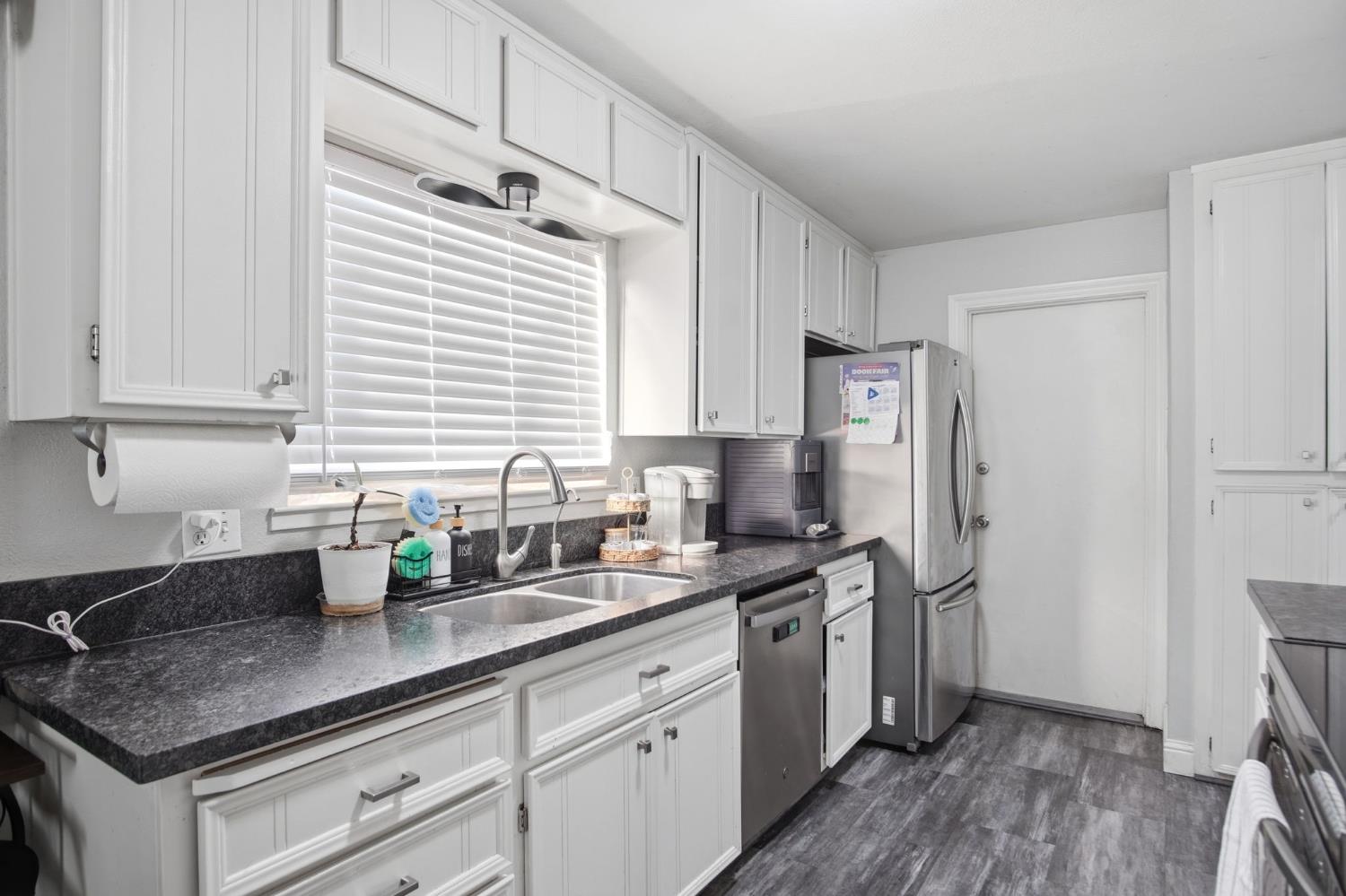 2140 Georgia Way, Turlock, CA 95382