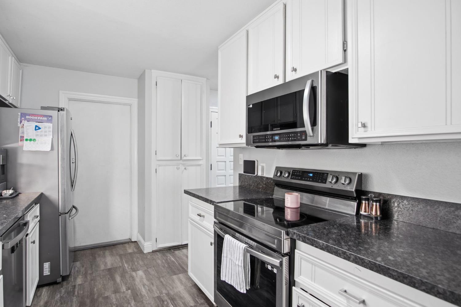 2140 Georgia Way, Turlock, CA 95382