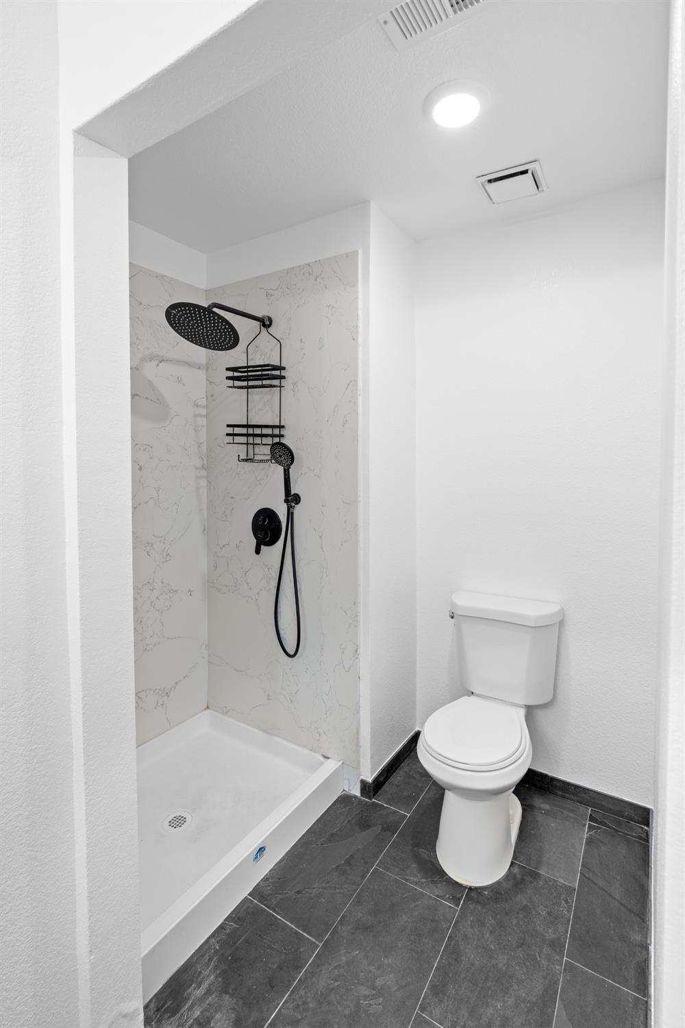 254 Louie Ave, Los Banos, CA 93635