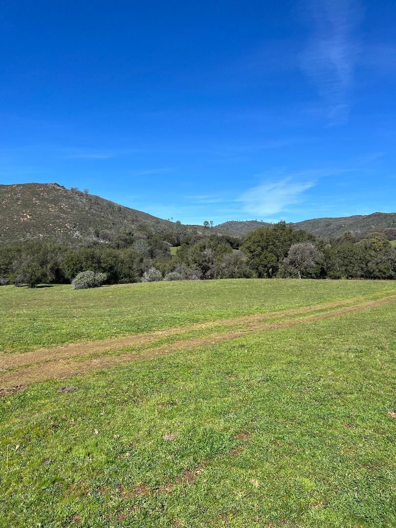 1900 Heiser Canyon Rd, Copperopolis, CA 95228