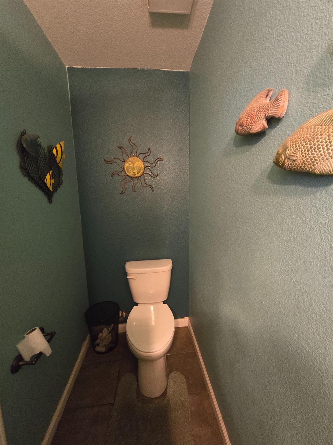 401 Montrose Ct, Modesto, CA 95355