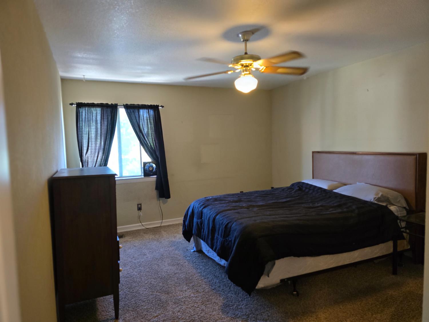 401 Montrose Ct, Modesto, CA 95355