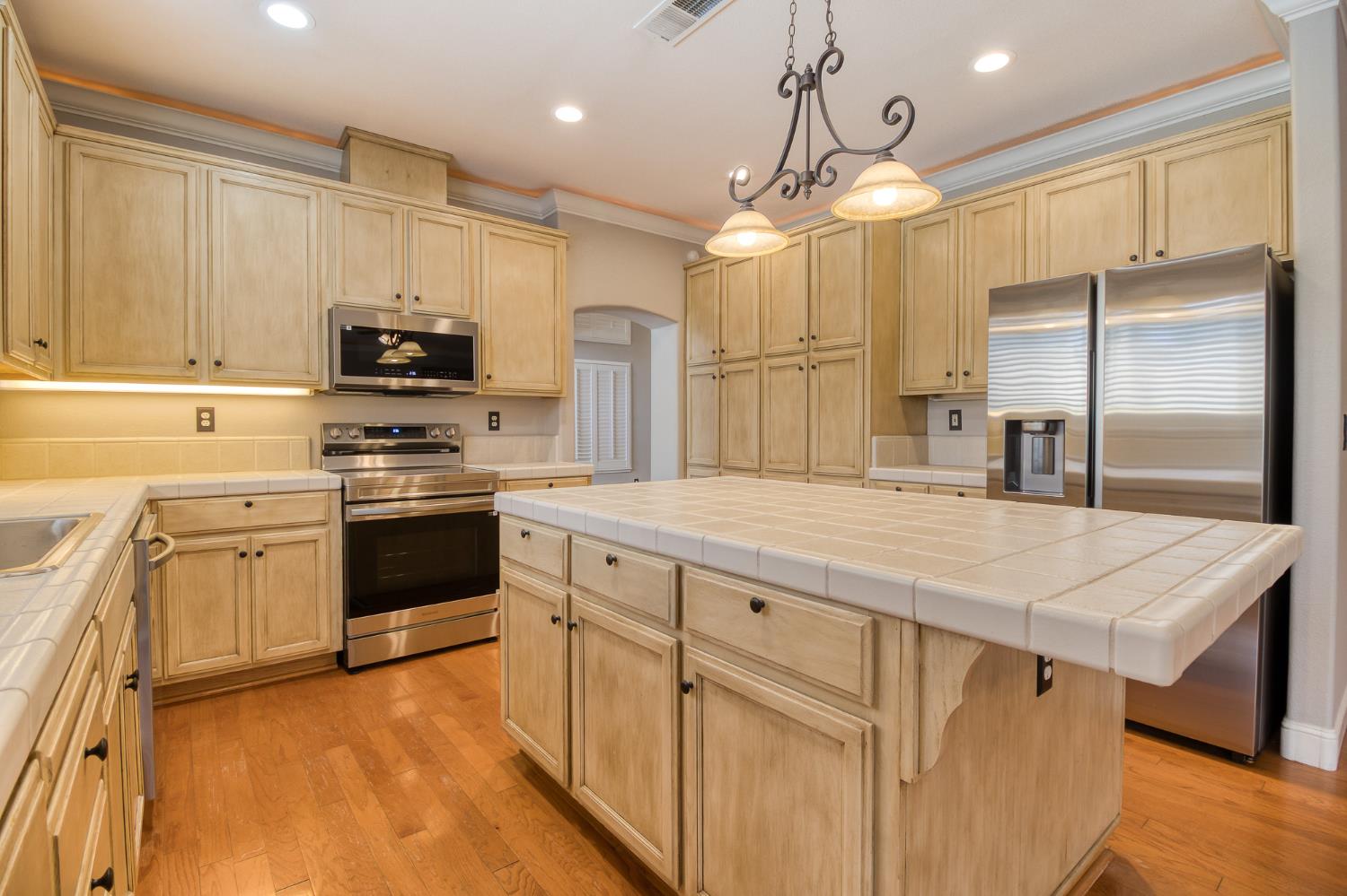 3701 Amestoy Ct, Modesto, CA 95355