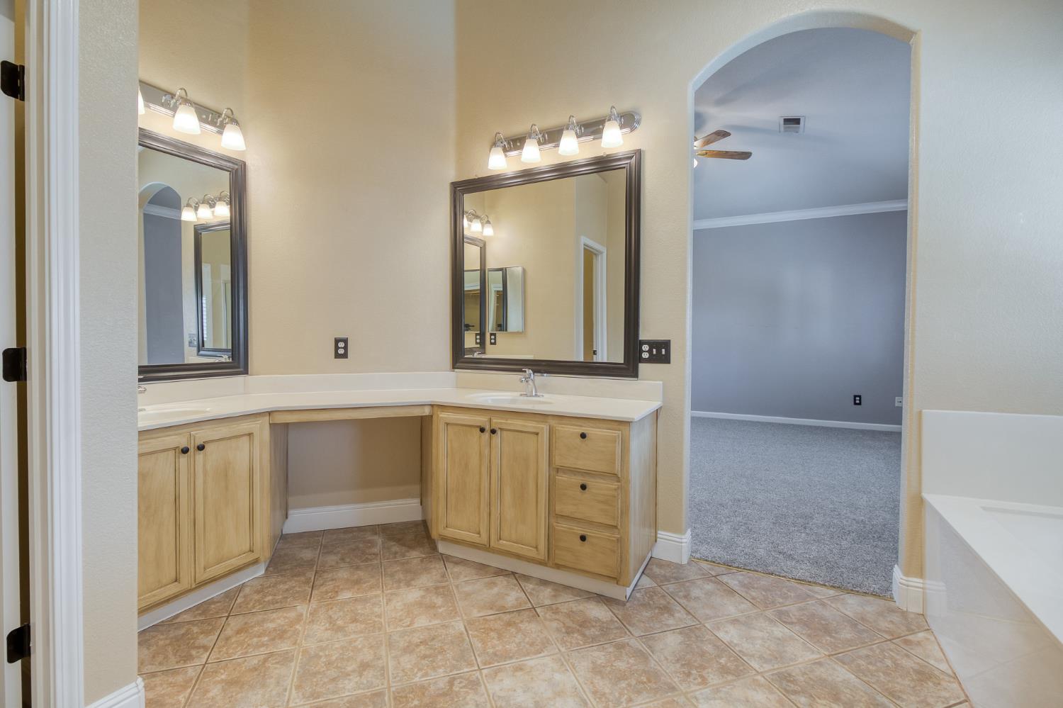 3701 Amestoy Ct, Modesto, CA 95355