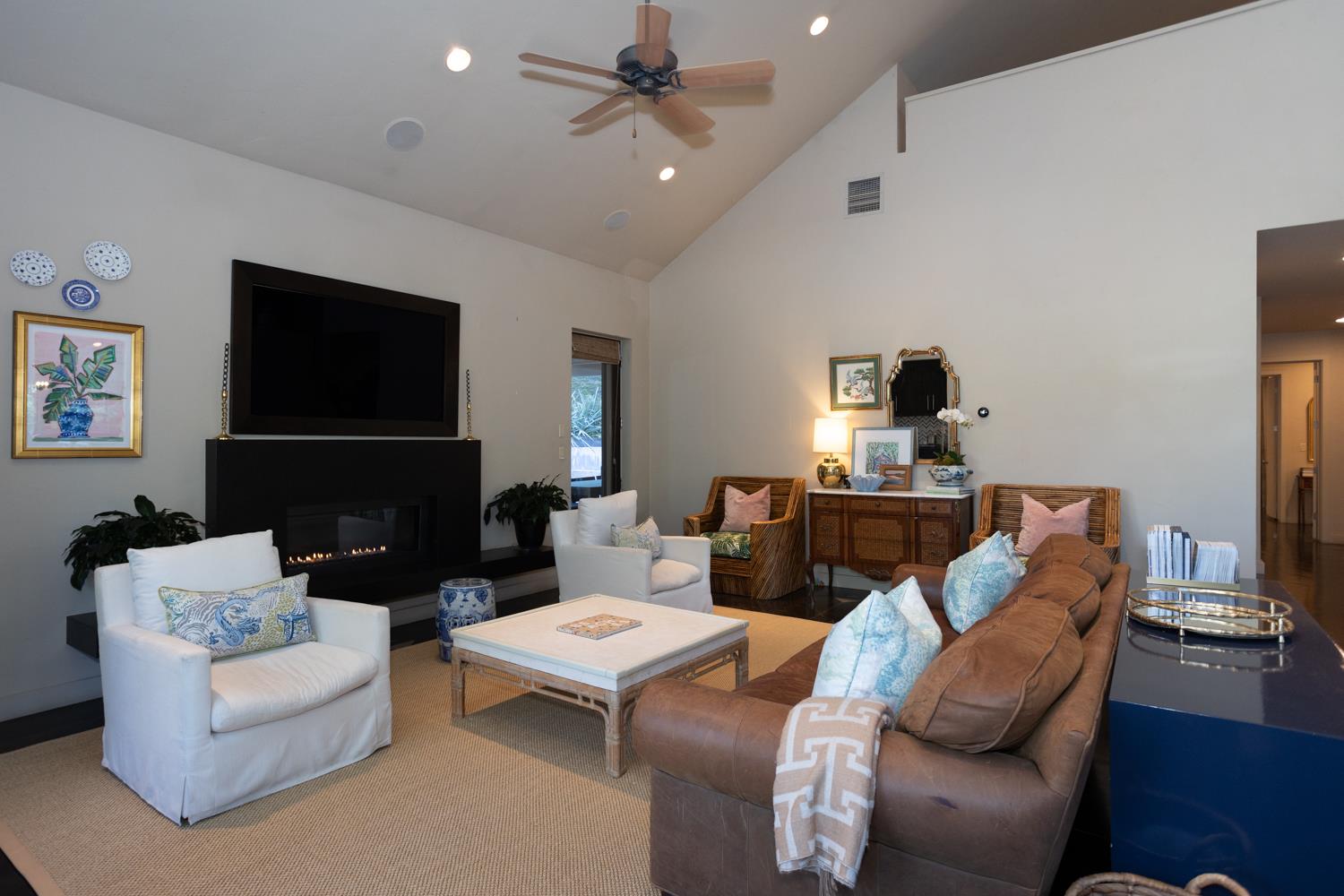 11790 Hidden Glen Ct, Oakdale, CA 95361