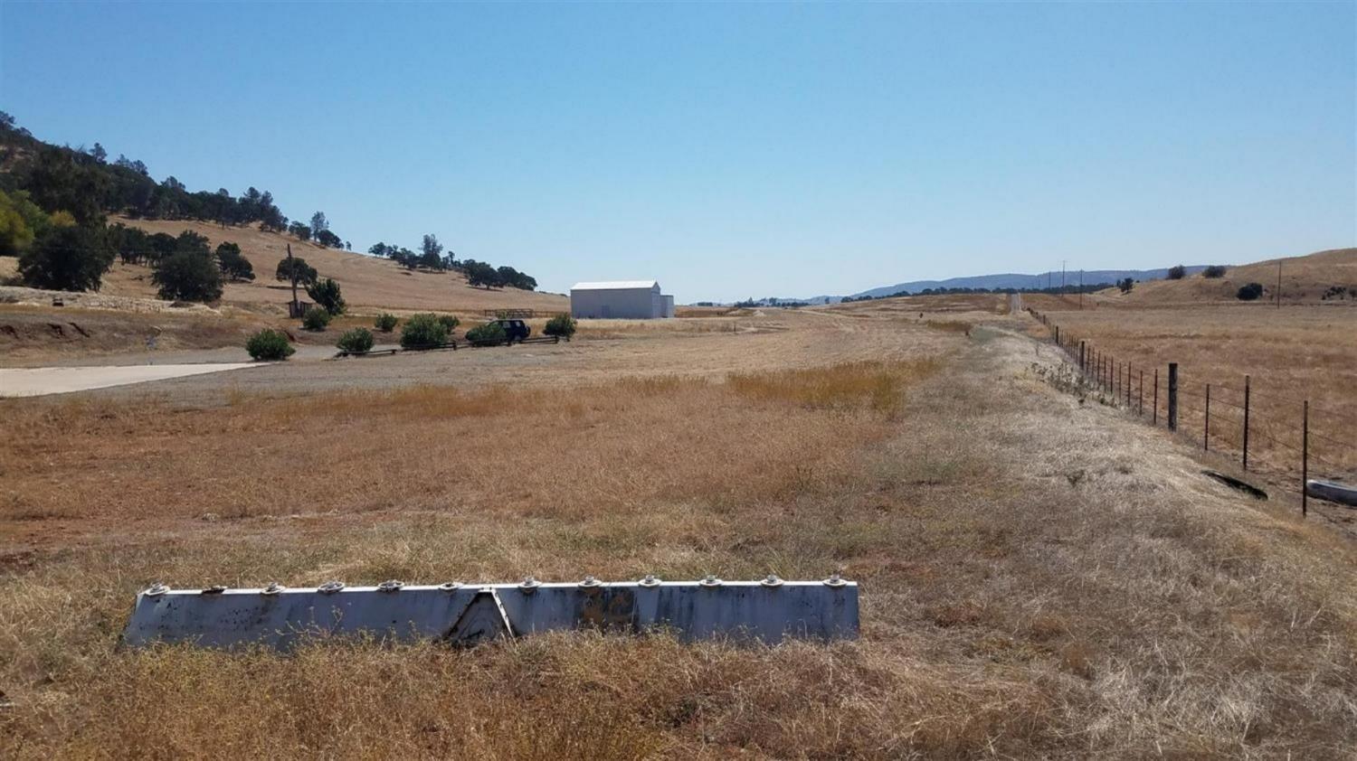 1172 Hodson Rd, Copperopolis, CA 95228