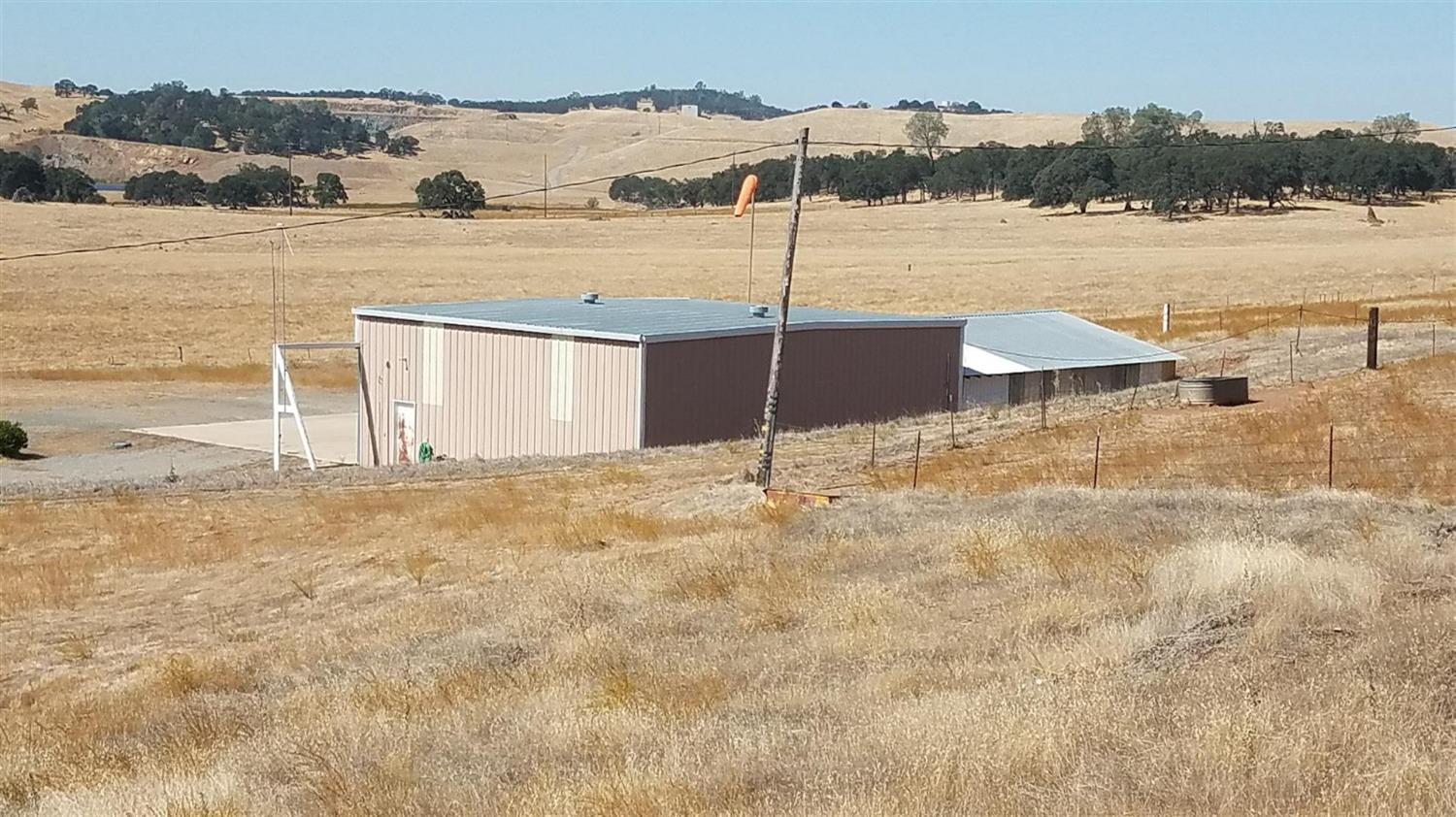 1172 Hodson Rd, Copperopolis, CA 95228