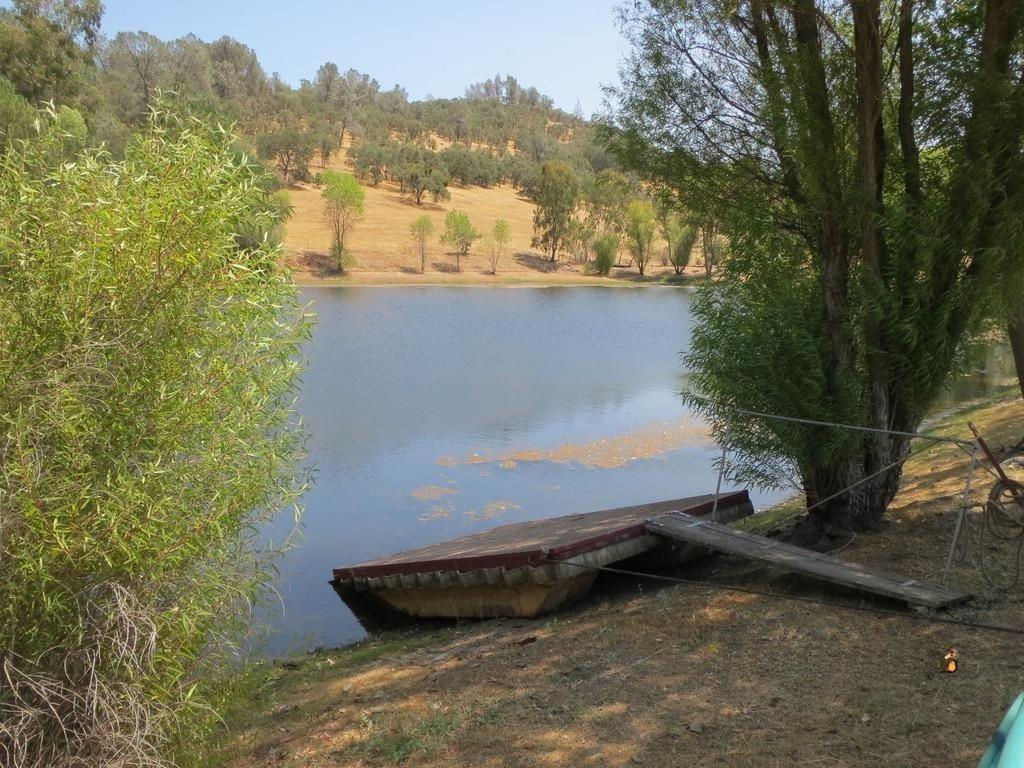 1172 Hodson Rd, Copperopolis, CA 95228