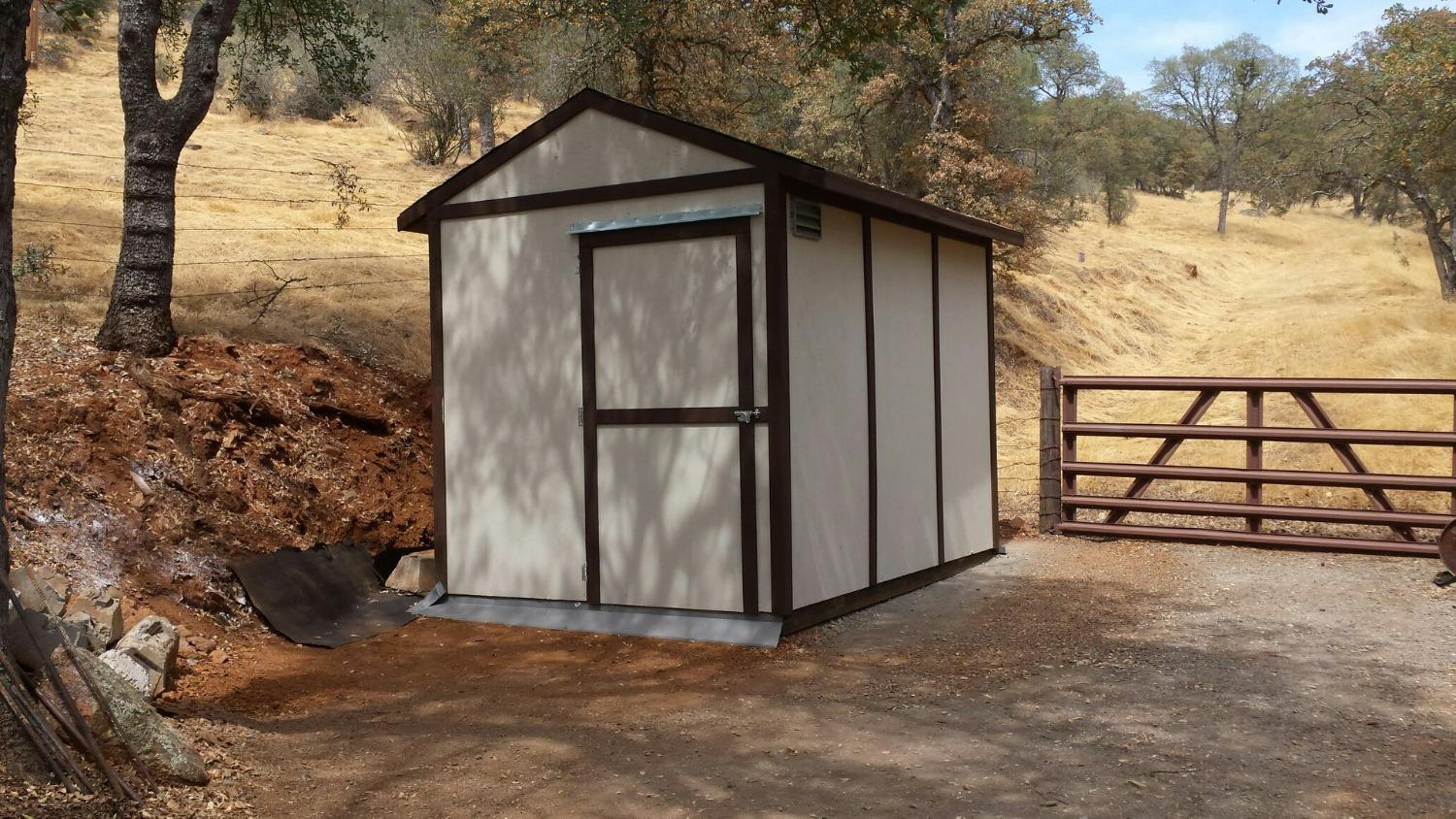 1172 Hodson Rd, Copperopolis, CA 95228