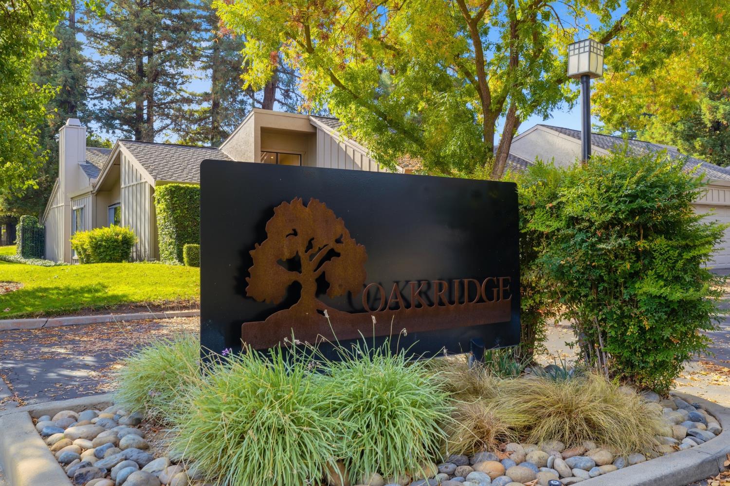 1833 Edgebrook Dr #A, Modesto, CA 95354