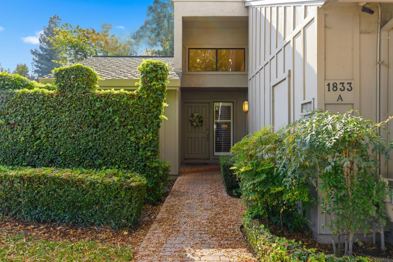 1833 Edgebrook Dr #A, Modesto, CA 95354