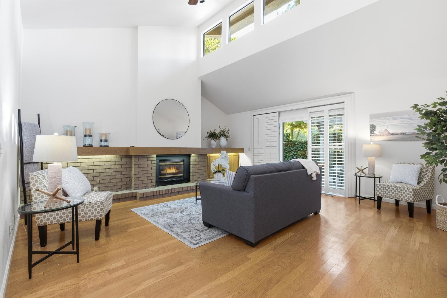 1833 Edgebrook Dr #A, Modesto, CA 95354